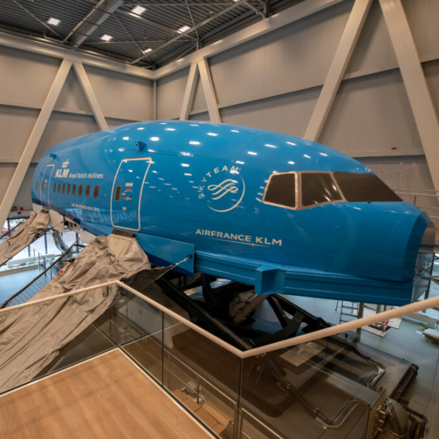 KLM-Cabin-Crew-Trainer-1x1.png